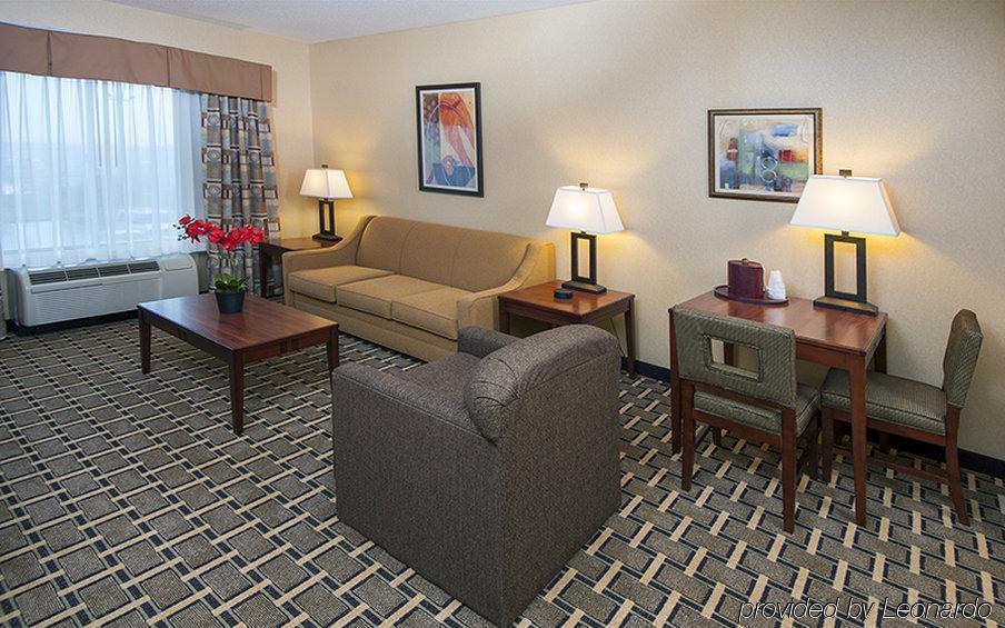 Holiday Inn Express Hotel & Suites Youngstown North-Warren/Niles By Ihg Pokoj fotografie