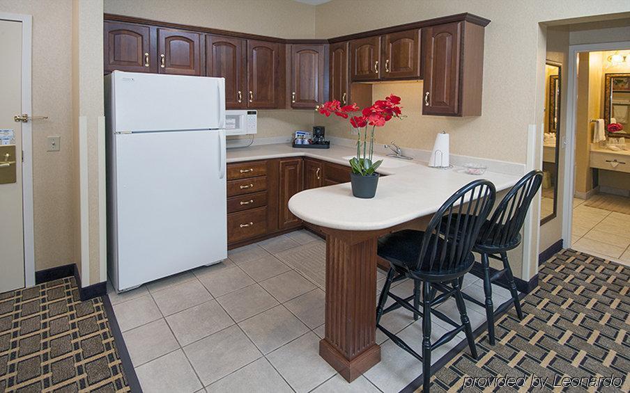 Holiday Inn Express Hotel & Suites Youngstown North-Warren/Niles By Ihg Pokoj fotografie