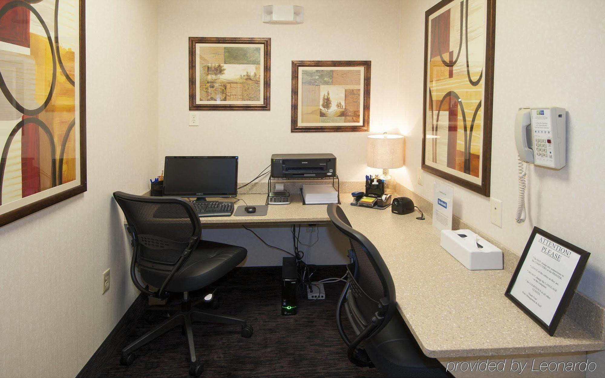Holiday Inn Express Hotel & Suites Youngstown North-Warren/Niles By Ihg Zařízení fotografie