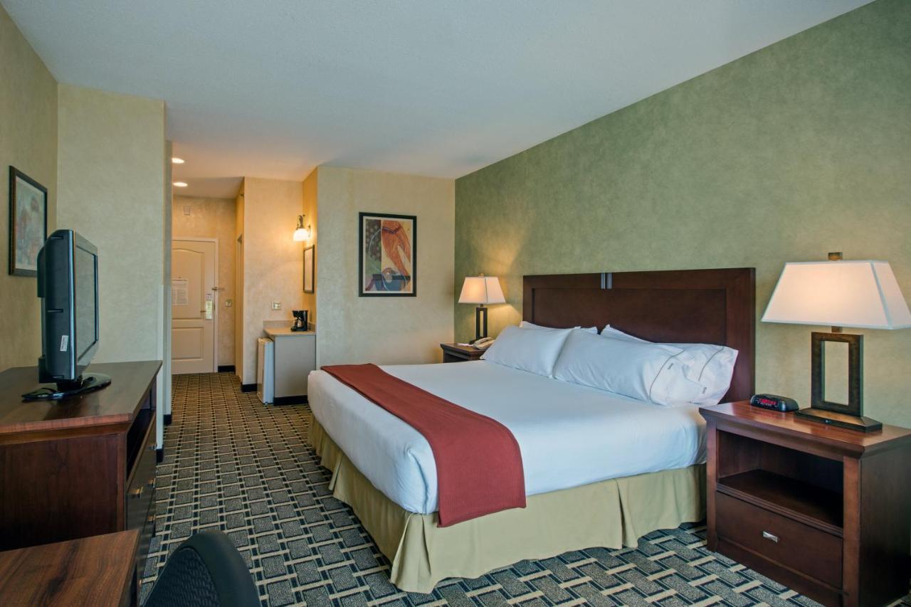 Holiday Inn Express Hotel & Suites Youngstown North-Warren/Niles, An Ihg Hotel Exteriér fotografie