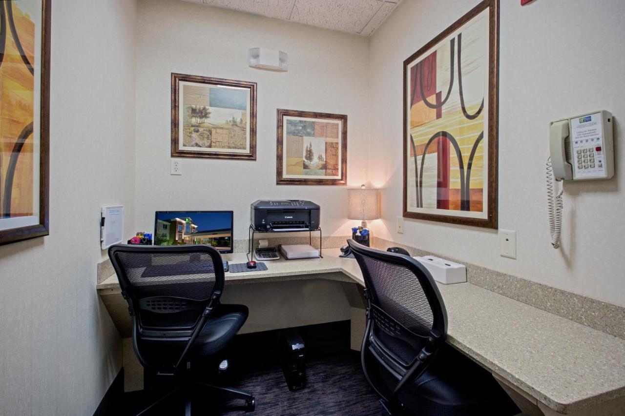 Holiday Inn Express Hotel & Suites Youngstown North-Warren/Niles By Ihg Exteriér fotografie
